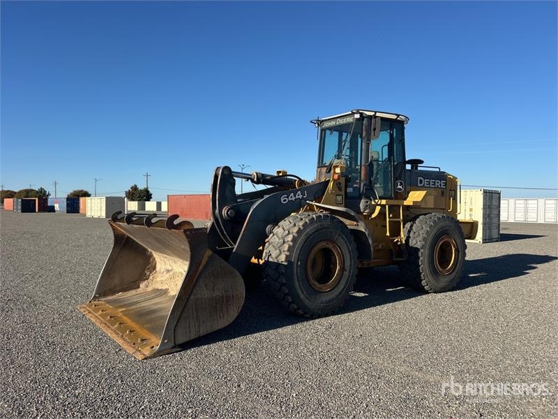 Chargeuse sur pneus John Deere 644J — occasion 2005, 21 975 h
