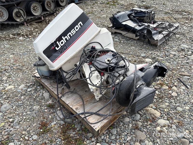 Moteur industriel Johnson J120TLCD Boat Engine — occasion