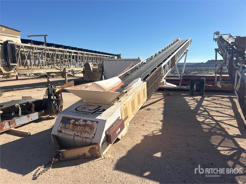 JPConveyors 30 in x 60 ft Portable Stacking Convey
