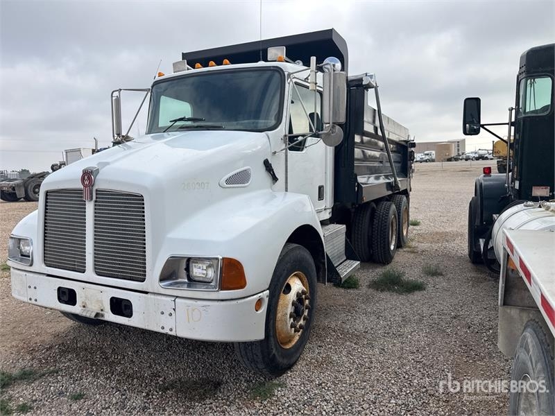 Kenworth T300