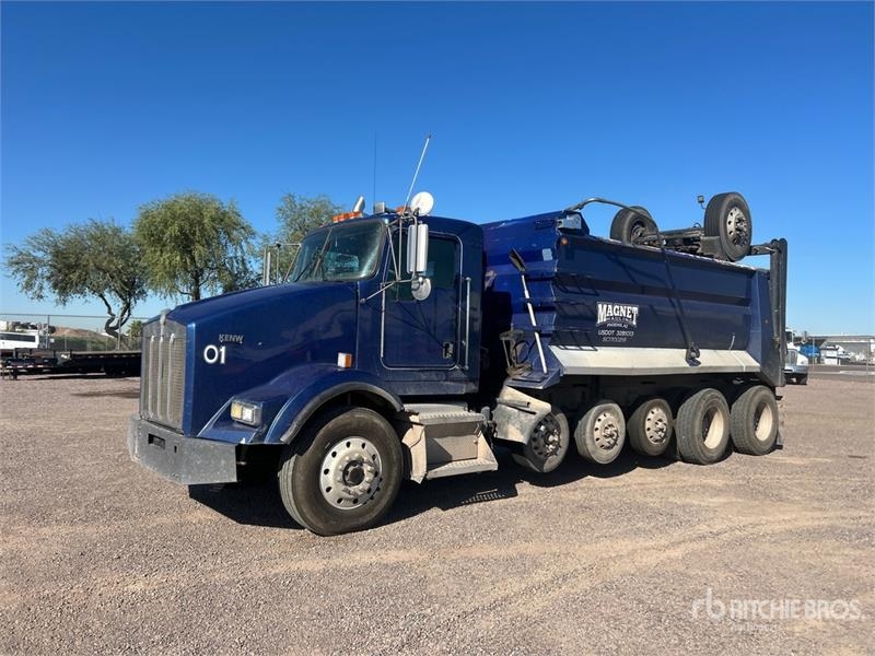 Camion benne Kenworth T800 14x4 Super 18 Five Axle Dump — occasion 2005