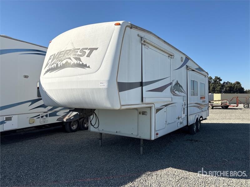 Remorque Keystone Everest T/A Travel — occasion 2005