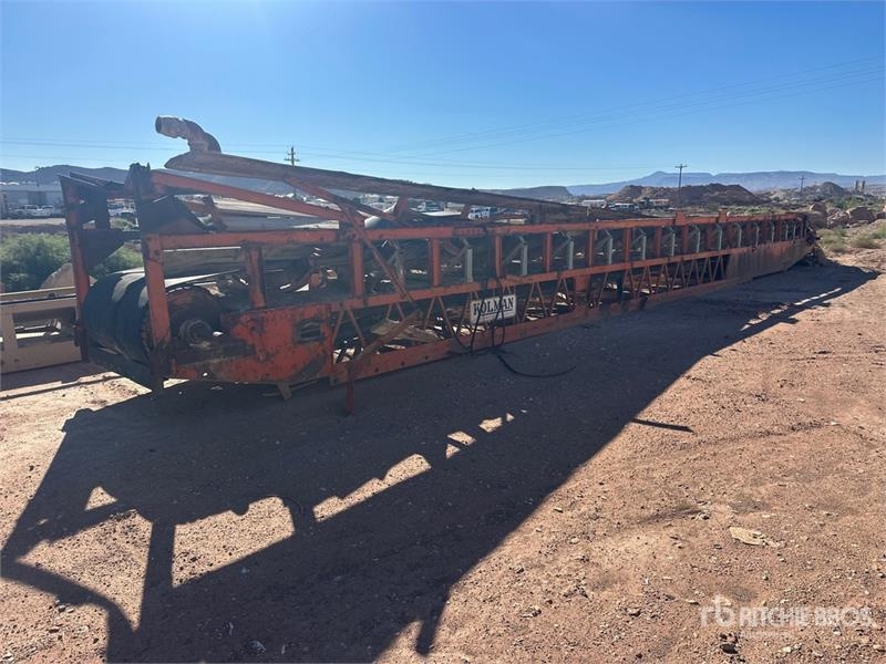 Kolman 48 in x 50 ft Stationary Conveyor