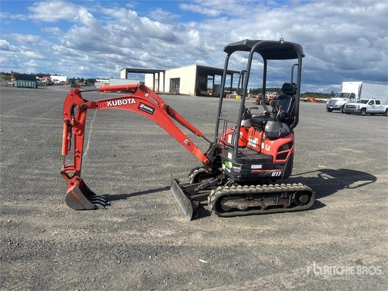 Kubota U17