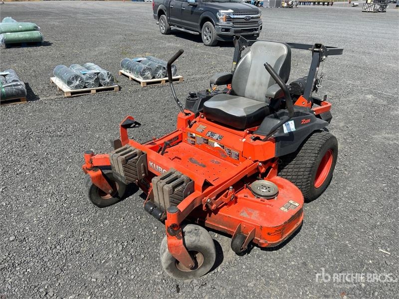 Kubota Z725KH