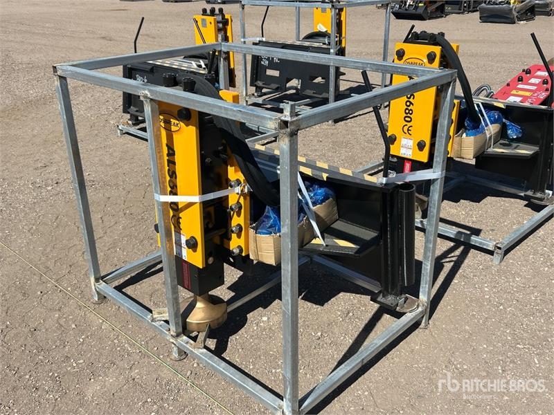 Équipement de clôture LYALS ALS680 Skid Steer Post Driver (Unused) — occasion 2026