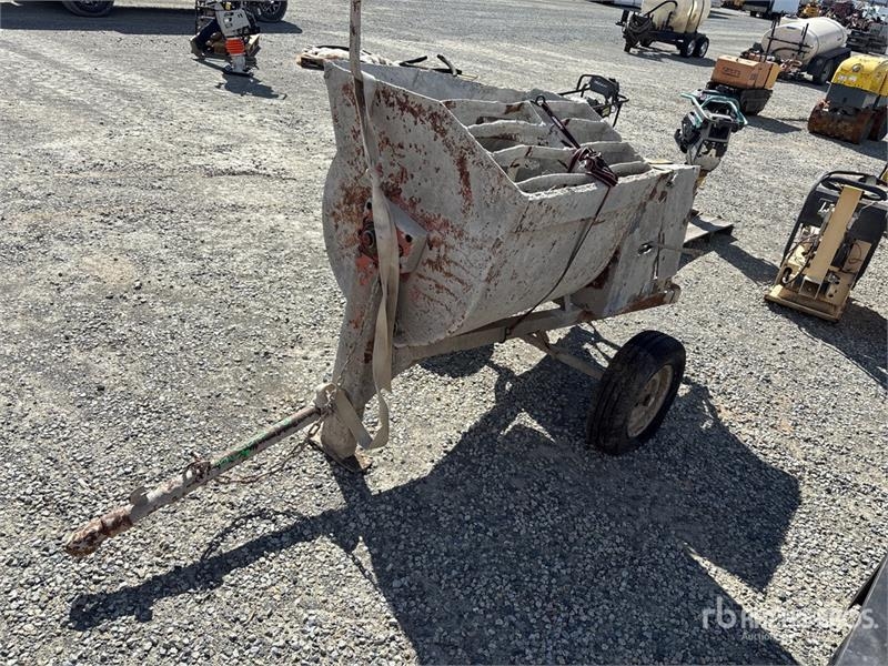 Bétonnière Mortar and Grout Mixer (Inoperable) — occasion