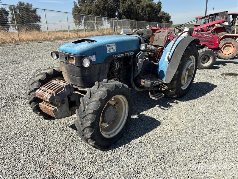 New Holland TN90F