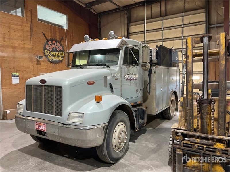 Camion municipal Peterbilt 330 Service — occasion 1997