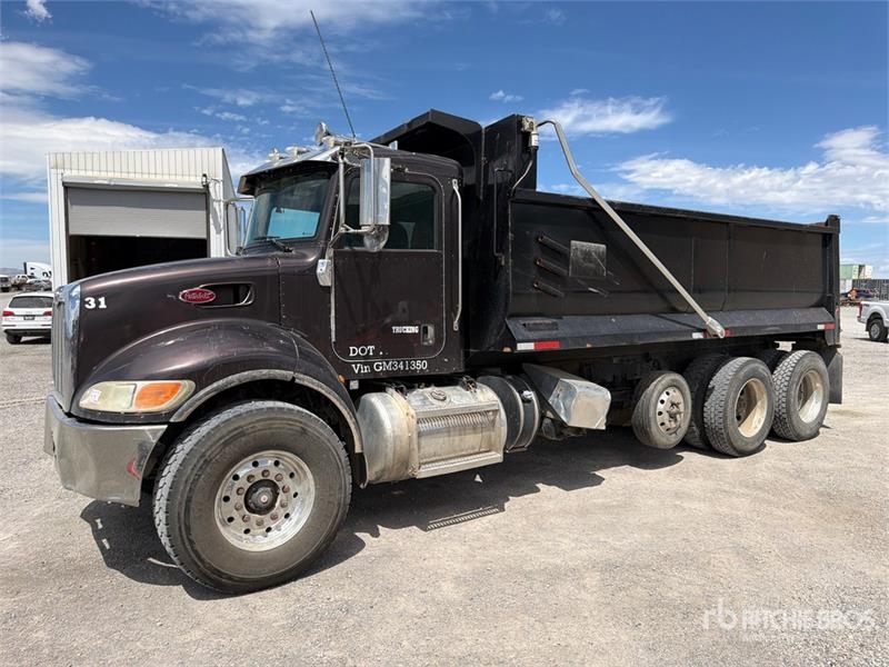 Peterbilt 348