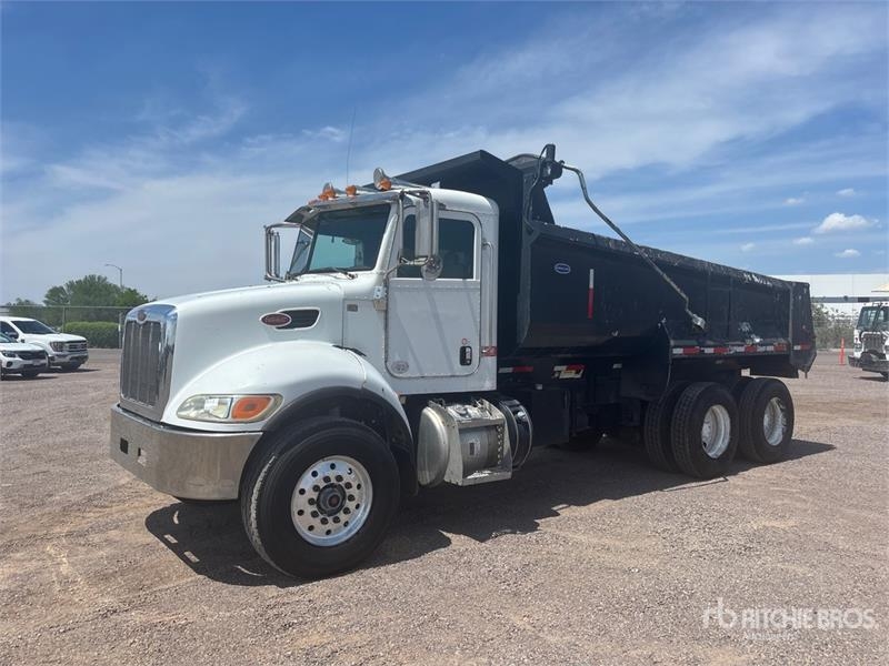 Peterbilt 348