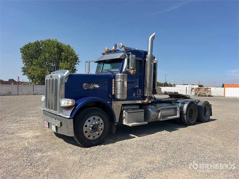 Peterbilt 388