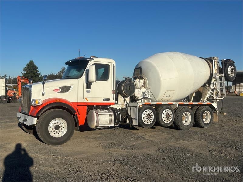 Camion malaxeur Peterbilt 567 12x4 Mixer — occasion 2018