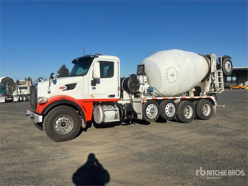 Camion malaxeur Peterbilt 567 12x4 Mixer — occasion 2018