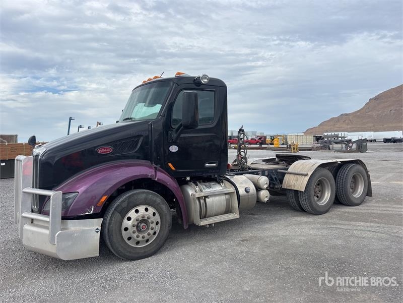 Peterbilt 579