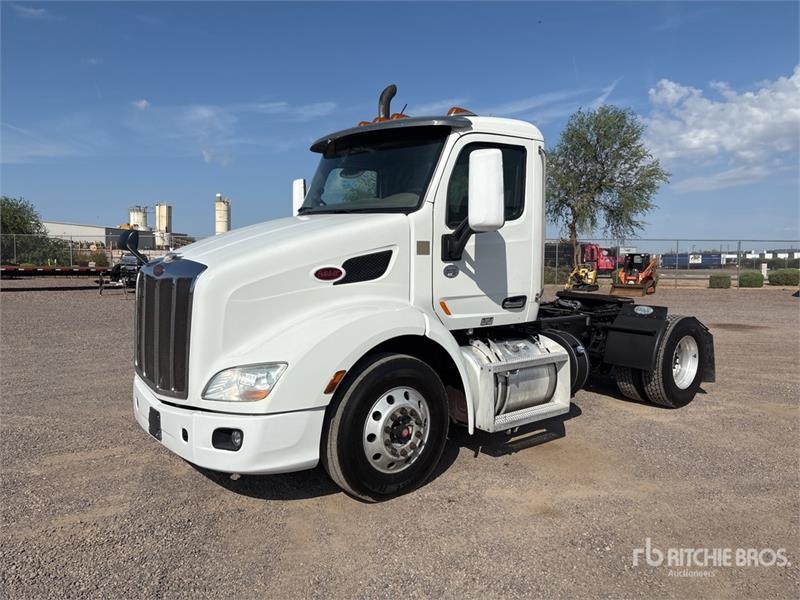 Peterbilt 579