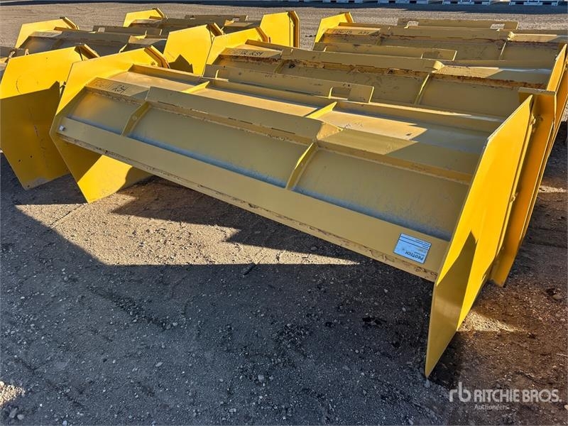 Chasse-neige Pro-tech SP08S 96 in Skid Steer Snow Pusher — occasion