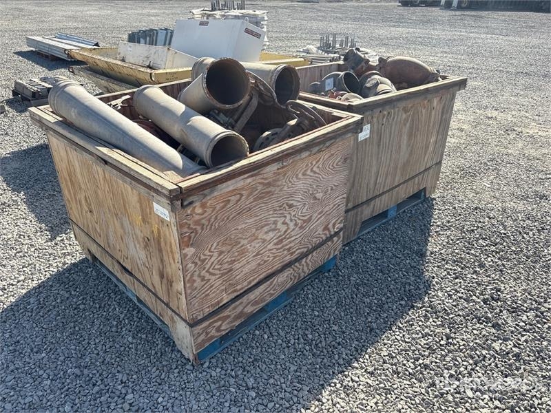 Enrouleur d'irrigation Quantity of (2) Boxes of Irrigation Fittings — occasion