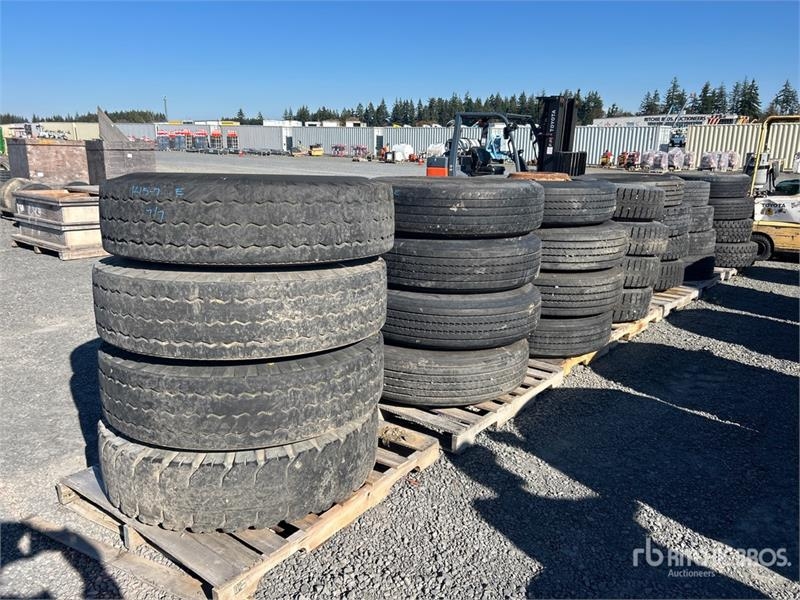 Pneu, roue et jante Quantity of (7) Pallets of Tires — occasion