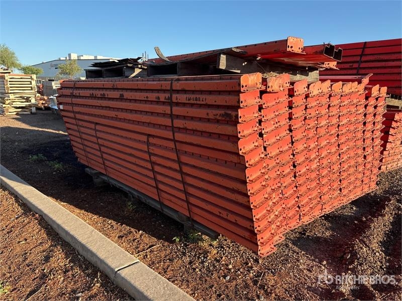 Quantity of Pallet Racking