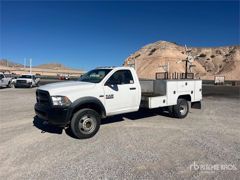 Utilitaire benne RAM 4500 — occasion 2015