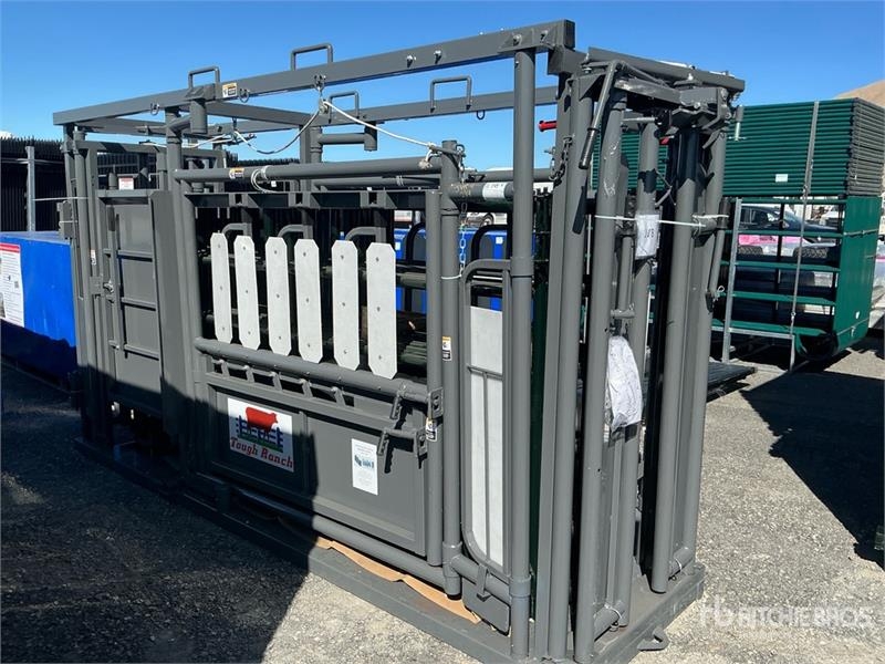 RanchMaster LLG300 Squeeze Chute (Unused)