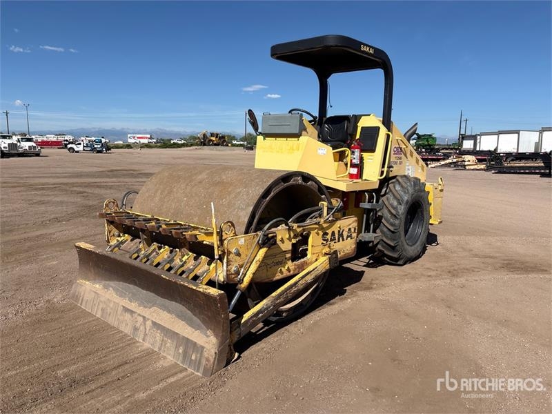 Rouleau monocylindre Sakai SV412 — occasion
