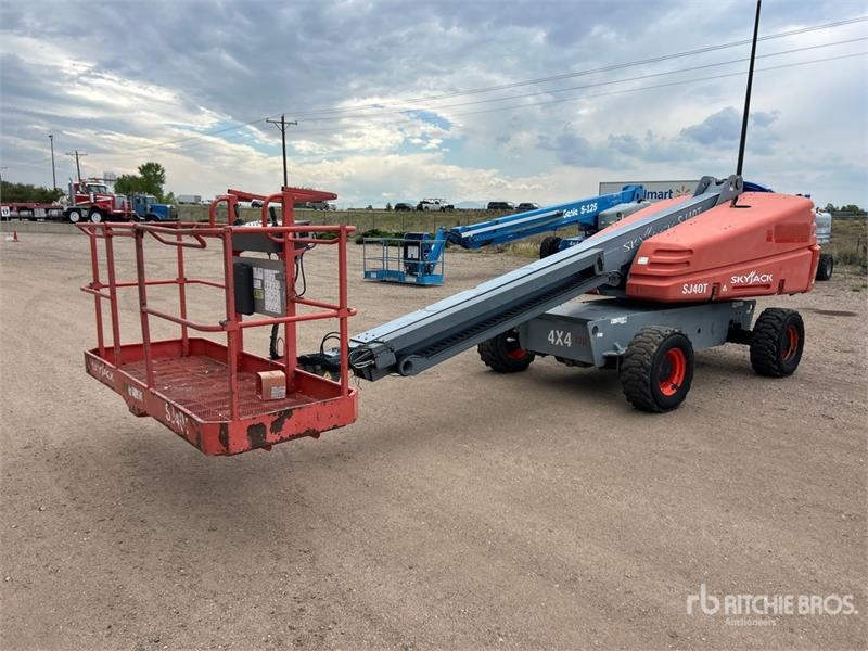 SkyJack SJ40T