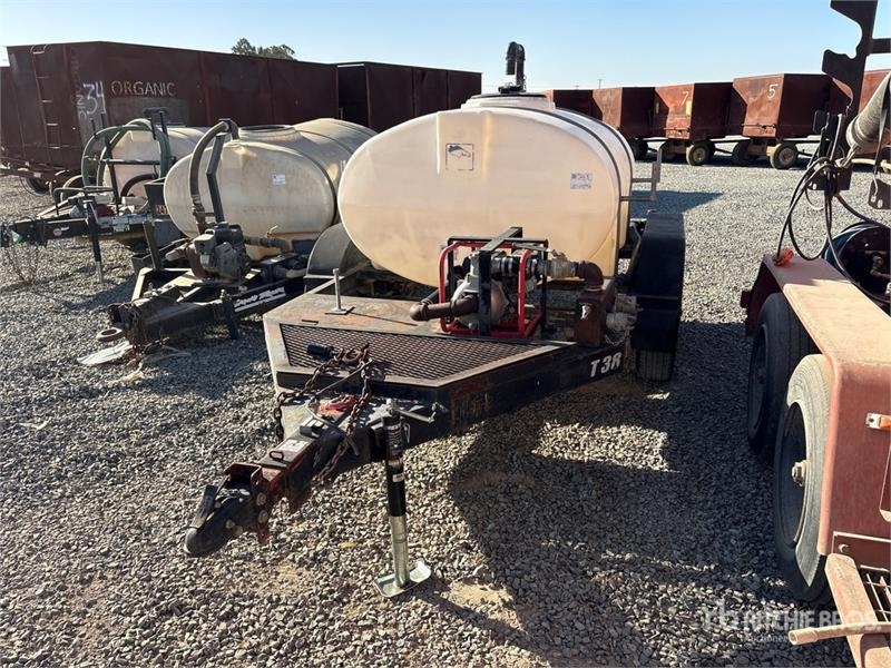 Sports Hauler 500 gal T/A Water Tank Trailer