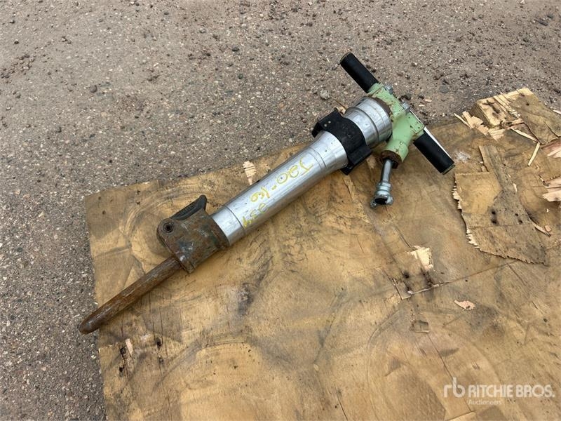 Charrue Sullair MPB60A Pneumatic 60 lb Paving Demolition Breaker — occasion 2018
