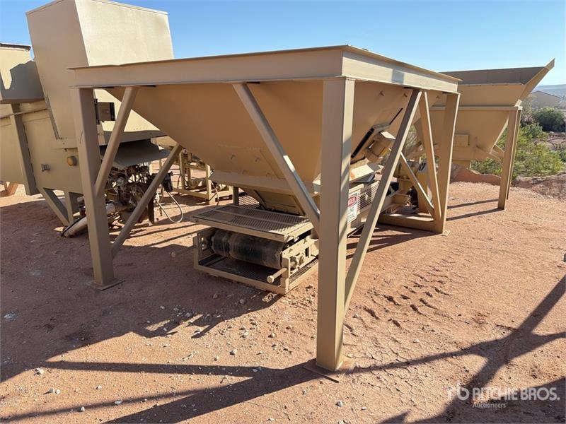 Superior 8 X 11 SHB Feed Bin
