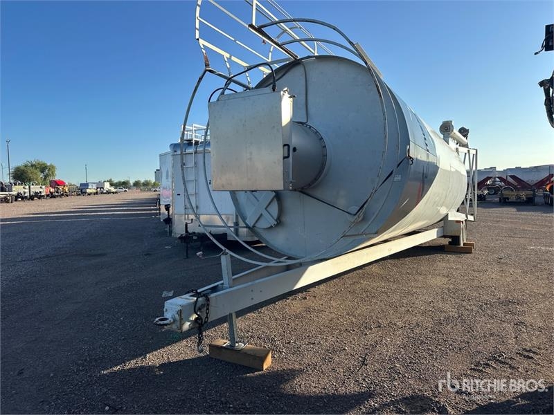 T/A Cement Silo Trailer