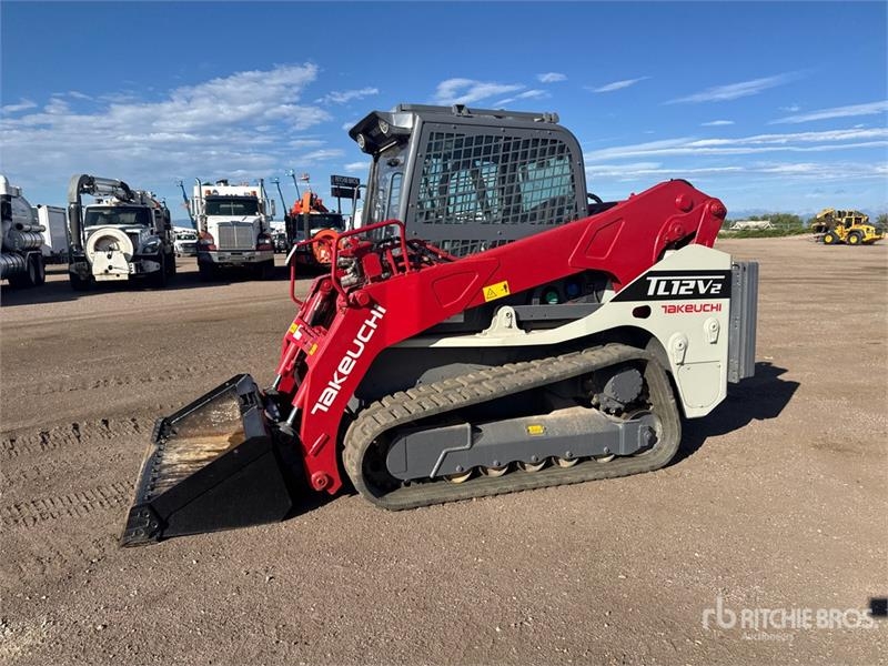 Chargeuse compacte Takeuchi TL12V2 — occasion 2022, 4 323 h