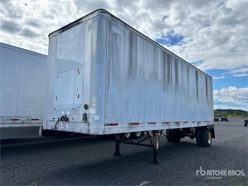 Trailmobile 32 ft x 96 in S/A Van Trailer