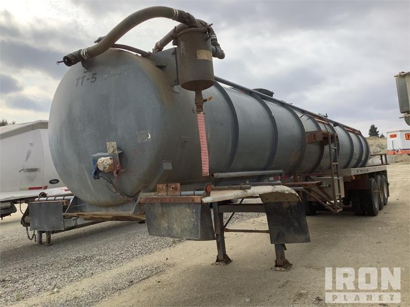 Troxell 6300 gal Tri/A Vacuum Tanker Trailer