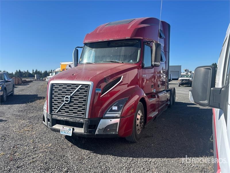 Volvo VNL760