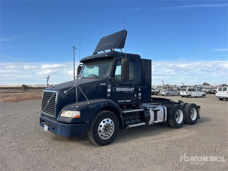 Tracteur routier Volvo VNM — occasion 2014