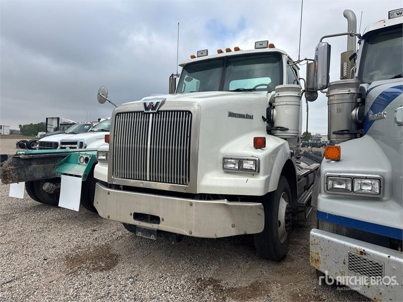 Western Star 4900SB
