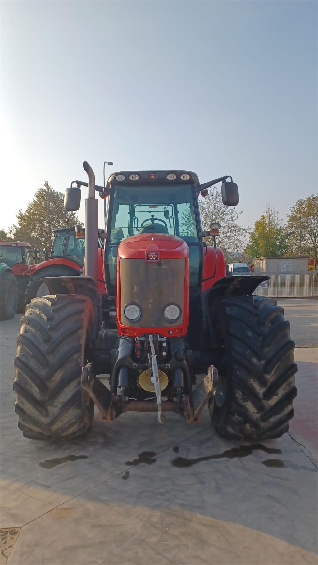 MF 7490 Dyna-VT