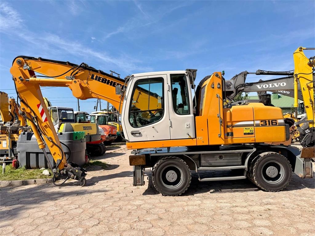 Liebherr A316