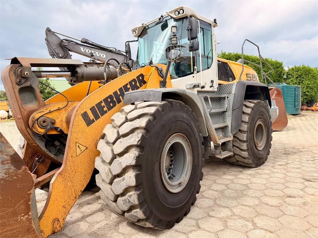 Liebherr L580 Xpower