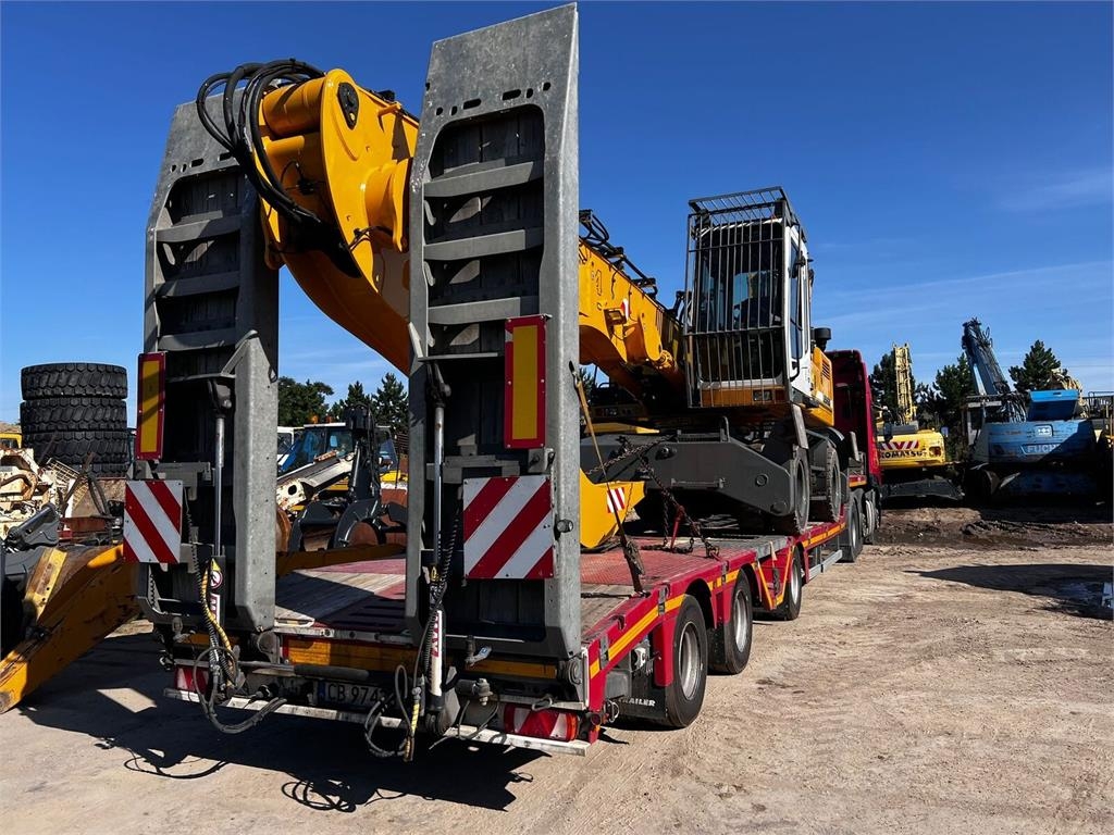 MAX Trailer F-S43-1AAF