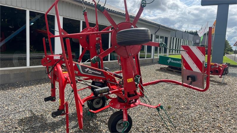 Kverneland Vender KV8446, Vender