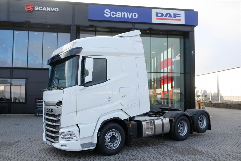 DAF Fabriksny DAF XG530 FTS 6x2 boggi ADR-godkänd
