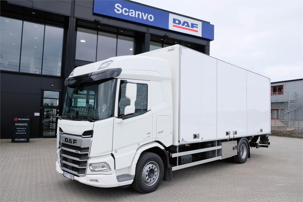 DAF XD410 4x2 skåpbil - ny bil med 3 års Warranty Plus