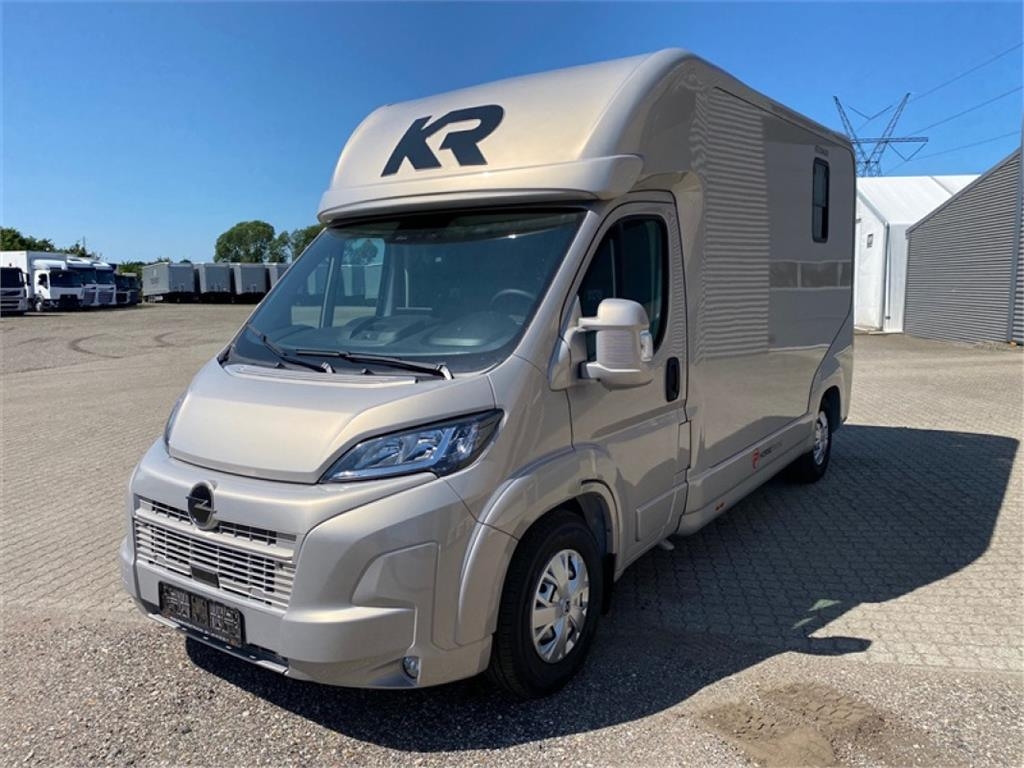 Lösa byggnationer Opel Movano 4250 Kg Hästebil