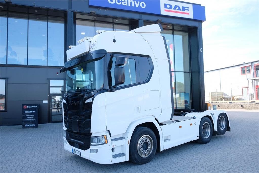 Scania R 590 6x2 3150mm