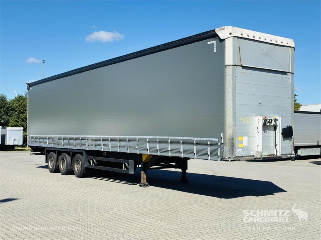 Schmitz Cargobull Curtainsider Coil GetrÃ¤nke