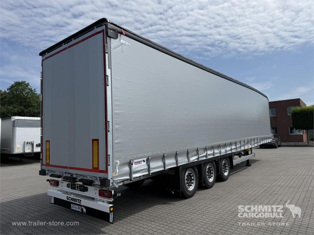 Schmitz Cargobull Curtainsider Mega GetrÃ¤nke