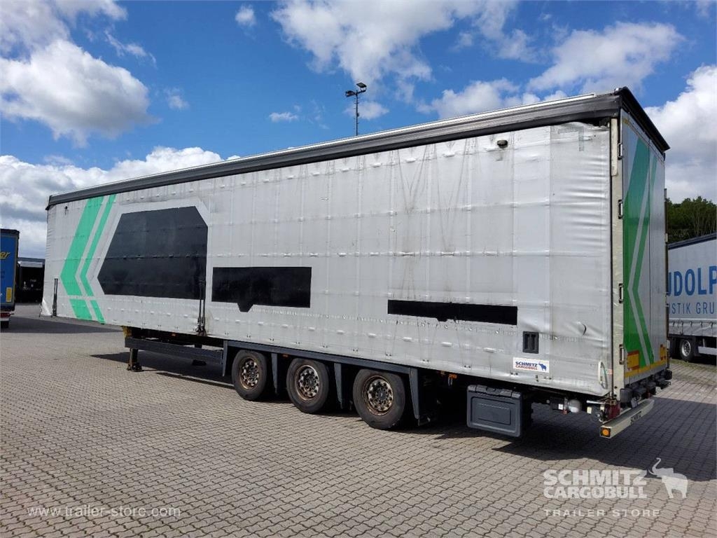 Schmitz Cargobull Curtainsider Mega GetrÃ¤nke